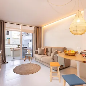 Home2book Charming Seaside Apt El Medano, Terrace Apartamento